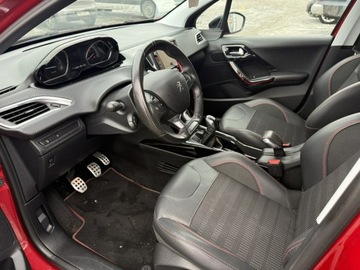 Peugeot 2008 I SUV Facelifting 1.2 PureTech 110KM 2018 Peugeot 2008 GT-Line * * 110KM *, zdjęcie 16