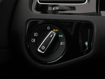 Volkswagen Golf VII Variant Facelifting 1.6 TDI-CR DPF BMT 115KM 2019 Volkswagen Golf DSG klima auto navi grzane fotele, zdjęcie 33