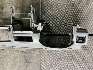 136 RANGE ROVER P38 DESKA ROZDĚLOVAČE KONZOLA KOKPIT