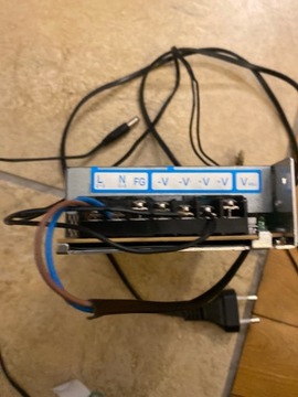 Блок питания для светодиодных лент DELTA PMT 12В 8.5А 100Вт кабели