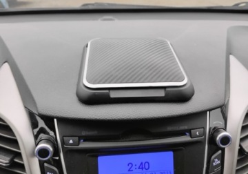 Hyundai i30 II 2015 Hyundai i30 2015r. 1.6 CRDI. Uszkodzony tyl i lekko lewy przod. Jezdzi., zdjęcie 12