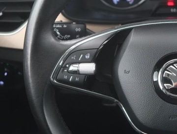Skoda Scala Hatchback 1.5 TSI 150KM 2023 Skoda Scala 1.5 TSI, Salon Polska, Serwis ASO, zdjęcie 15