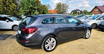Opel Astra J Sports Tourer 1.4 Turbo ECOTEC 120KM 2011 Opel Astra BENZYNA NAWIGACJA sportowe fotele super okazja polecamy, zdjęcie 14