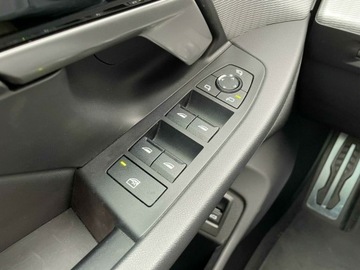 BMW Seria 5 G90-91 Touring 2.0 520d 197KM 2024 BMW 520 BMW 520d xDrive, Salon PL, Bezwypadkowy, C, zdjęcie 15