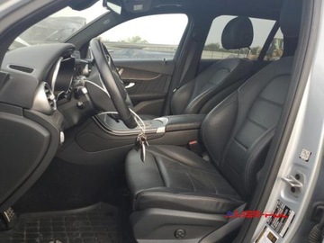 Mercedes GLC C254/X254 2022 Mercedes-Benz GLC 2022 r., 2,0L 300 4MATIC 2.0 Benzyna 248KM, zdjęcie 7