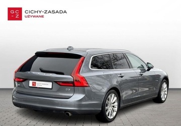 Volvo V90 II Kombi 2.0 D3 150KM 2017 Volvo V90 V90 D3 Momentum - diesel, manualna, naped przedni, 5 drzwi, 150KM, zdjęcie 4