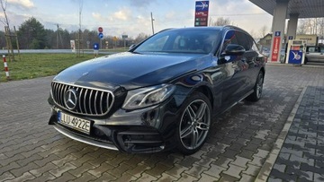 Mercedes Klasa E W213 2018 Mercedes E 220 AMG Pakiet 4 Matic Felgi 19", zdjęcie 9