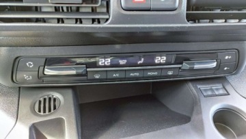 Opel Combo E Kombivan 1.5 Diesel 102KM 2021 Opel Combo LIFE XL 1.5D 102 KM Klimatronik Kamera Navi Tylko 77 tys km Lon, zdjęcie 34