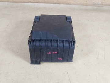 БЛОК ПРЕДОХРАНИТЕЛЕЙ LEON II 1K0937125