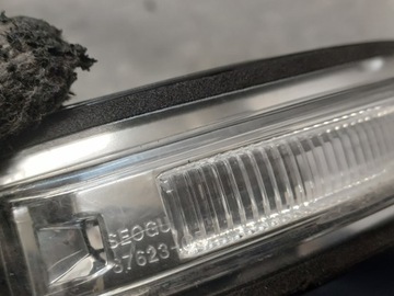 KIA SORENTO 3 III 14- SMĚROVKA ZRCÁTKO PRAVÝ