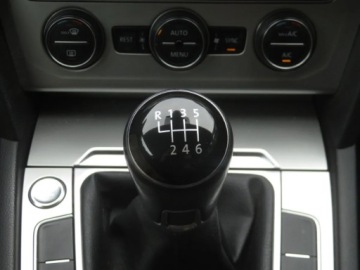 Volkswagen Passat B8 Variant 1.4 TSI ACT 150KM 2015 VW Passat 1.4 TSI, Salon Polska, Navi, Klima, zdjęcie 21