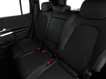 Mercedes GLB SUV 2.0 200d 150KM 2023 Mercedes GLB FV23% Progressive 4Matic Navi Kamera, zdjęcie 16