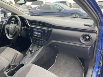 Toyota Auris II Touring Sports Facelifting 1.8 Hybrid 136KM 2018 Toyota Auris Selection Hybryda Kamera Podgrzewanie, zdjęcie 9