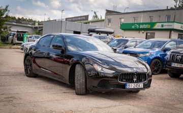 Maserati Ghibli III Sedan 3.0 V6 410KM 2018 Maserati Ghibli Maserati Ghibli 3.0 S 410KM 3.0 Benzyna 410KM, zdjęcie 3