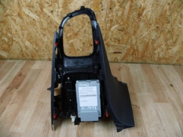 Беспроводное индуктивное зарядное устройство Toyota Yaris IV 2020+ 861C0K0010