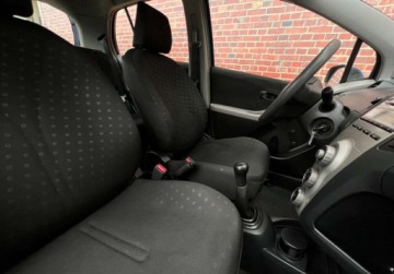 Toyota Yaris II Hatchback 5d 1.0 VVT-i 69KM 2007 Toyota Yaris Salon PL Klima Super stan Polska Gwarancja w cenie Warszawa, zdjęcie 13