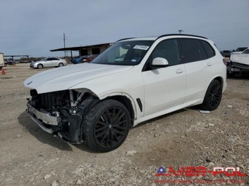 BMW X5 G05 2022 BMW X5 _XDRIVE40I_M pakiet_3.0 L_335 km_2022r 3.0 Benzyna 335KM