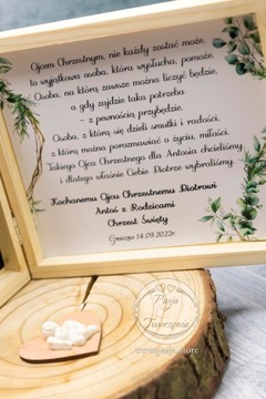 Благодарственная/сувенирная коробка для крестных родителей.