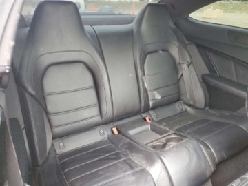 Mercedes Klasa C W205 2013 Mercedes-Benz Klasa C 63 AMG 2013 6.2l 6.2 Benzyna 451KM, zdjęcie 10