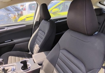 Ford Mondeo V Sedan 2.0 TDCi 150KM 2019 Ford Mondeo 2019r, 2.0 TDCI. Uszkodzony przod. Jezdzi. 2.0 Diesel 150KM, zdjęcie 7