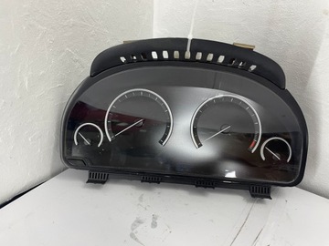 BMW X5 F15 2016 PŘÍSTROJOVÁ DESKA / TACHOMETR