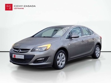 Opel Astra J Sedan 1.4 Turbo ECOTEC 140KM 2017 Opel Astra Salon PL 1.4T Zadbany Klimatyzacja 1.4 Benzyna 140KM