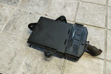 MODUL CENTRÁLNÍHO ZÁMKU OPEL VECTRA C GTS 13111457 2.2L DIESEL 92KW 2004