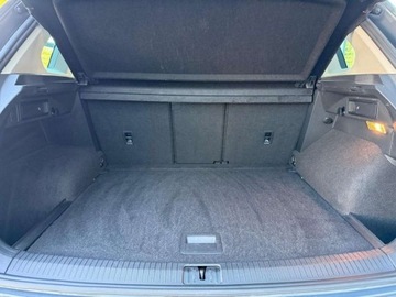 Volkswagen Tiguan II SUV Facelifting 1.5 TSI 150KM 2021 Volkswagen Tiguan 1.5 TSI 150KM Life DSG Kamera Keyless AktywnyTempomat LE, zdjęcie 13