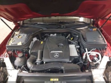 Mercedes GLC C253 2019 Mercedes-Benz GLC 300 4Matic 2019 2.0L 2.0 Benzyna 241KM, zdjęcie 8