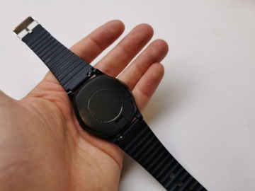 SmartWatch V9 – Слот для SIM-карты – КАМЕРА – МИКРОФОН
