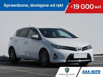 Toyota Auris II 2014 Toyota Auris Hybrid, GAZ, Automat, Navi, Klima