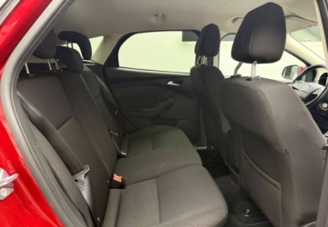 Ford Focus III Sedan Facelifting 1.6 TDCi 95KM 2015 Ford Focus Alu Navi Klima Zamiana Gwarancja Raty 1.6 Diesel 96KM, zdjęcie 17
