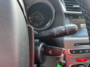 Citroen C4 II Hatchback 5d Facelifting 1.6 BlueHDi 100KM 2016 Citroen C4 Nawigacja GPS Lampy LED Klimatronik Tempomat Serwisowany Gwaran, zdjęcie 19