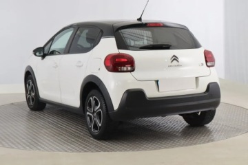 Citroen C3 III Hatchback 1.2 PureTech 82KM 2019 Citroen C3 1.2 PureTech, Salon Polska, zdjęcie 2