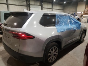 Toyota 2024 Toyota Grand Highlander XLE 2024 2.5l 2.5 Hybryda 243KM, zdjęcie 3