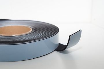 Уплотнитель для ПВХ и ПОЛИКАРБОНАТА микрорезина EPDM 3мм х 30мм 10мб НОВИНКА