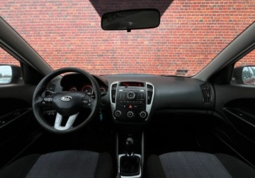 Kia Ceed I Hatchback 5d Facelifting 1.4 DOHC 109KM 2010 Kia Ceed Salon PL 2 wlasciciel czujniki Gwarancja w cenie Warszawa VLAA, zdjęcie 4