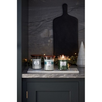 Свеча WoodWick с эллипсом MINT LEAVES & OAK