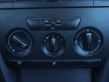 Skoda Octavia II Hatchback 1.9 TDI PD 105KM 2006 Skoda Octavia 1.9 TDI, Salon Polska, Klima, zdjęcie 14