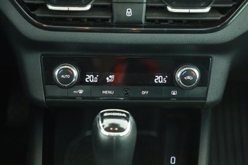 Skoda Kamiq Crossover 1.0 TSI 115KM 2020 Skoda Kamiq 1.0 TSI, Salon Polska, Serwis ASO, zdjęcie 9