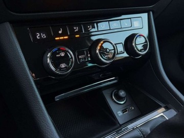 Skoda Superb III Liftback 1.4 TSI 150KM 2017 Skoda Superb 1.4TSI 150KM Ambition SalonPL SerwisASO Kessy Bi-Xenon Navi F, zdjęcie 26