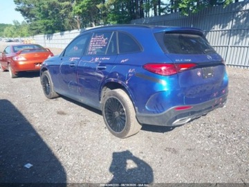 Mercedes GLC C254/X254 2023 Mercedes-Benz GLC 300 4Matic Suv 2023 2.0l 2.0 Benzyna 255KM, zdjęcie 2
