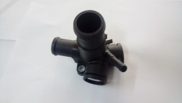 KRÓCIEC UKŁADU CHŁODZENIA AUDI VW 068121132B OE
