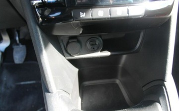 Peugeot 208 I Hatchback 3d 1.6 VTI 120KM 2014 Peugeot 208 1.6 Benzyna 120KM, zdjęcie 17