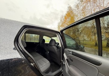 Volkswagen Golf VI Hatchback 5d 1.6 102KM 2009 Volkswagen Golf Volkswagen Golf VI 1.6 Comfortline DSG 1.6 BenzynaLPG, zdjęcie 23