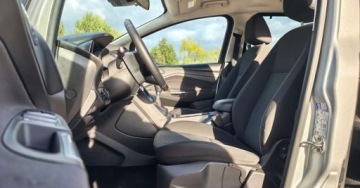 Ford C-MAX II Grand C-MAX Facelifting 1.5 TDCi 120KM 2016 Ford Grand C-MAX Manual Grzane Fotele Kierownica Szyba Przod Serwis do Kon, zdjęcie 17