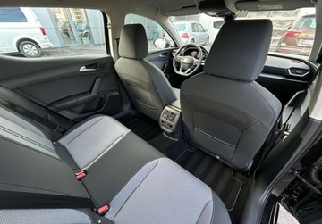 Seat Leon IV Hatchback 1.5 EcoTSI 150KM 2024 Seat Leon Sportstourer Style Pakiety, Wirtualny kokpit, Podgrzewane fotele, zdjęcie 8