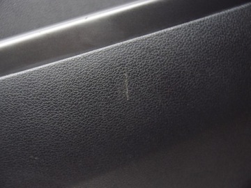 ОБИВКА ДВЕРИ ЛЕВАЯ ПЕРЕДНЯЯ KONA LIFT