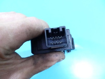 MOTOREK STŘEŠNÍHO OKNA NISSAN X-TRAIL III T32