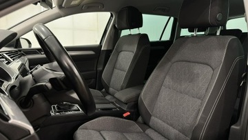 Volkswagen Passat B8 Variant Facelifting 1.5 TSI EVO 150KM 2023 Volkswagen Passat variant DSG TSI 150 KM Bussines, zdjęcie 10